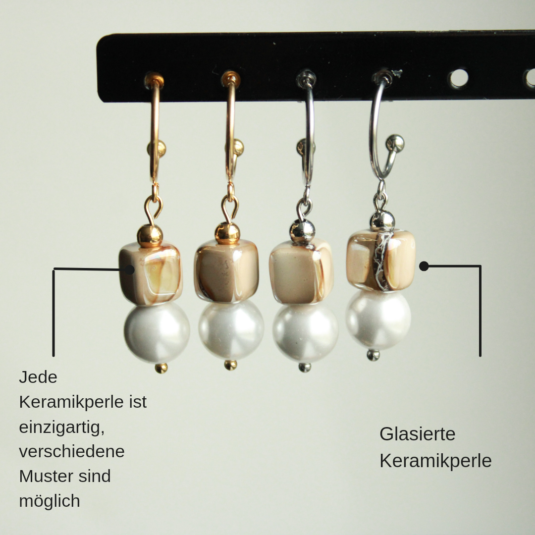 Ohrringe Gold mit Keramikperle in Sand Beige, Muschelkernperle, Edelstahl