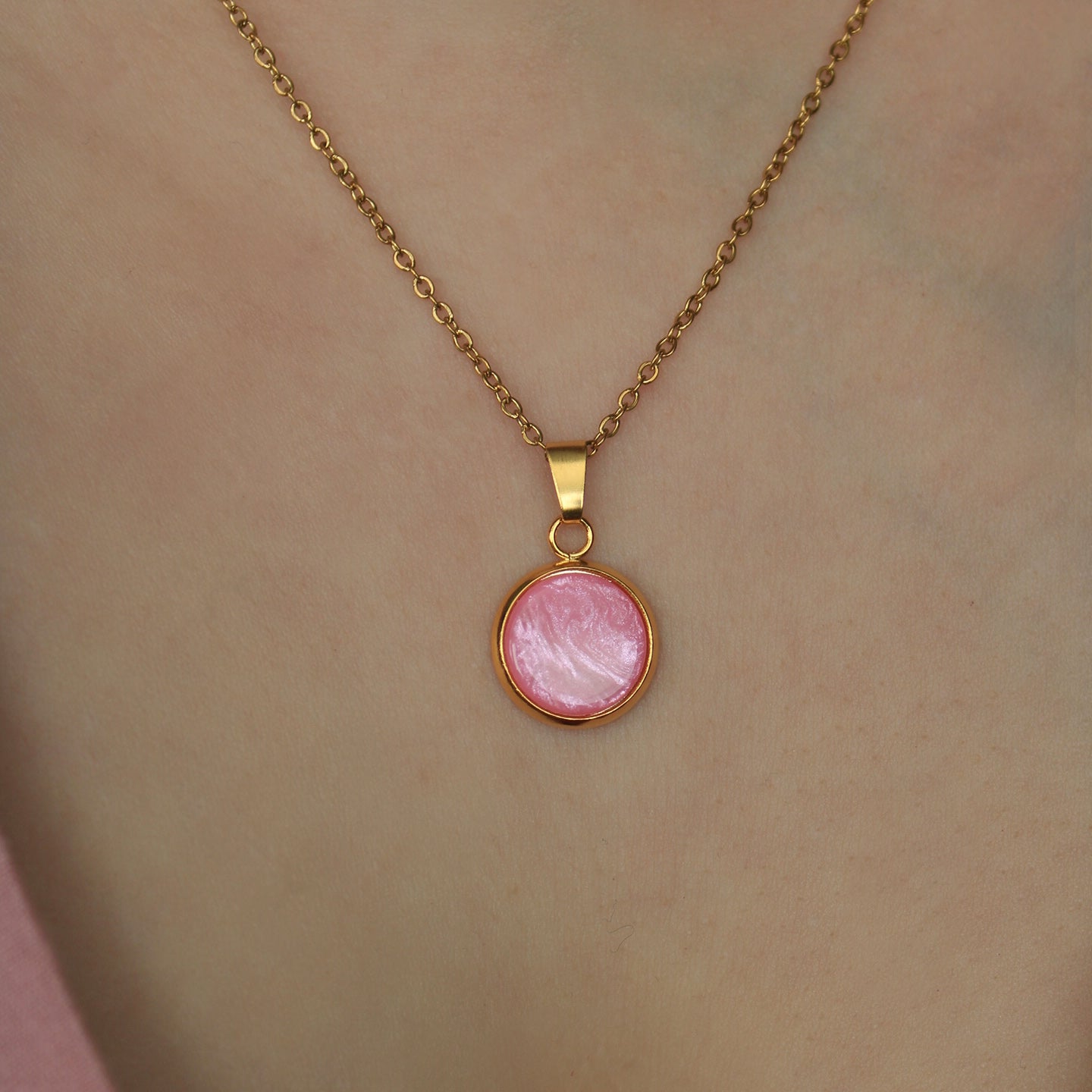 Halskette Gold aus Edelstahl, Anhänger mit Stein in Pink