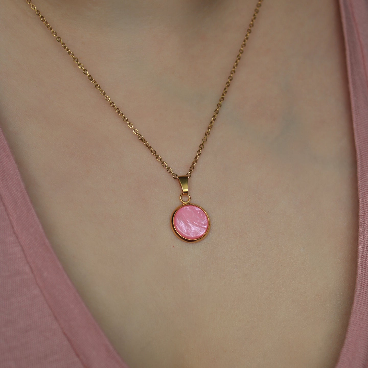 Halskette Gold aus Edelstahl, Anhänger mit Stein in Pink
