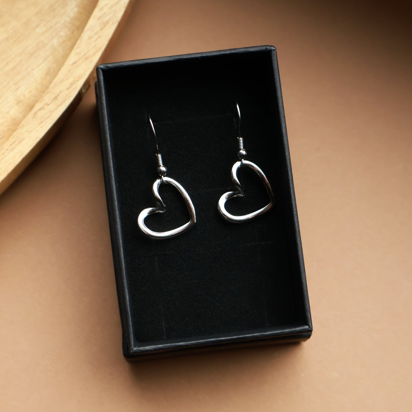 Herz Ohrringe in Silber aus Edelstahl, offenes Herz Design