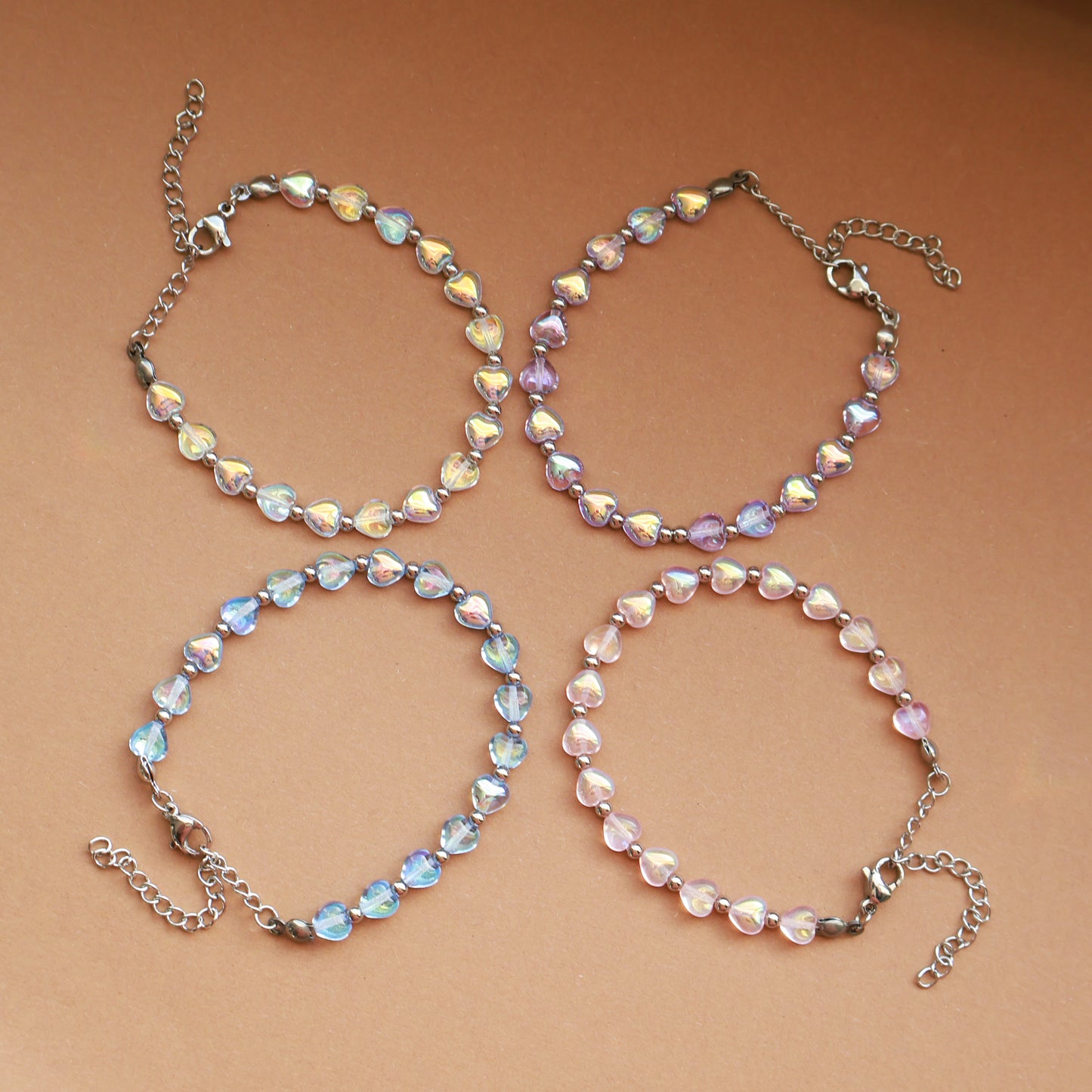 Armband mit Perlen in Herzform, Lilac und Silber