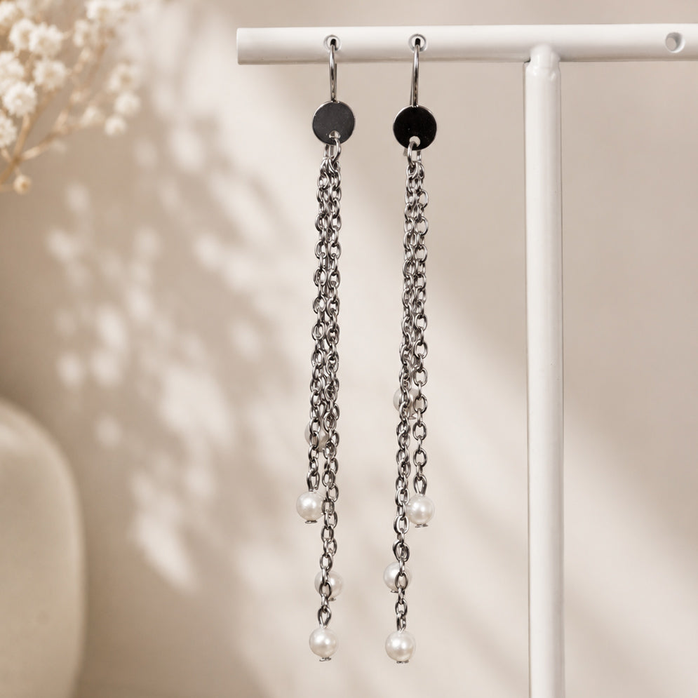 Lange Ohrringe in Silber mit echten Muschelkernperlen, Edelstahl