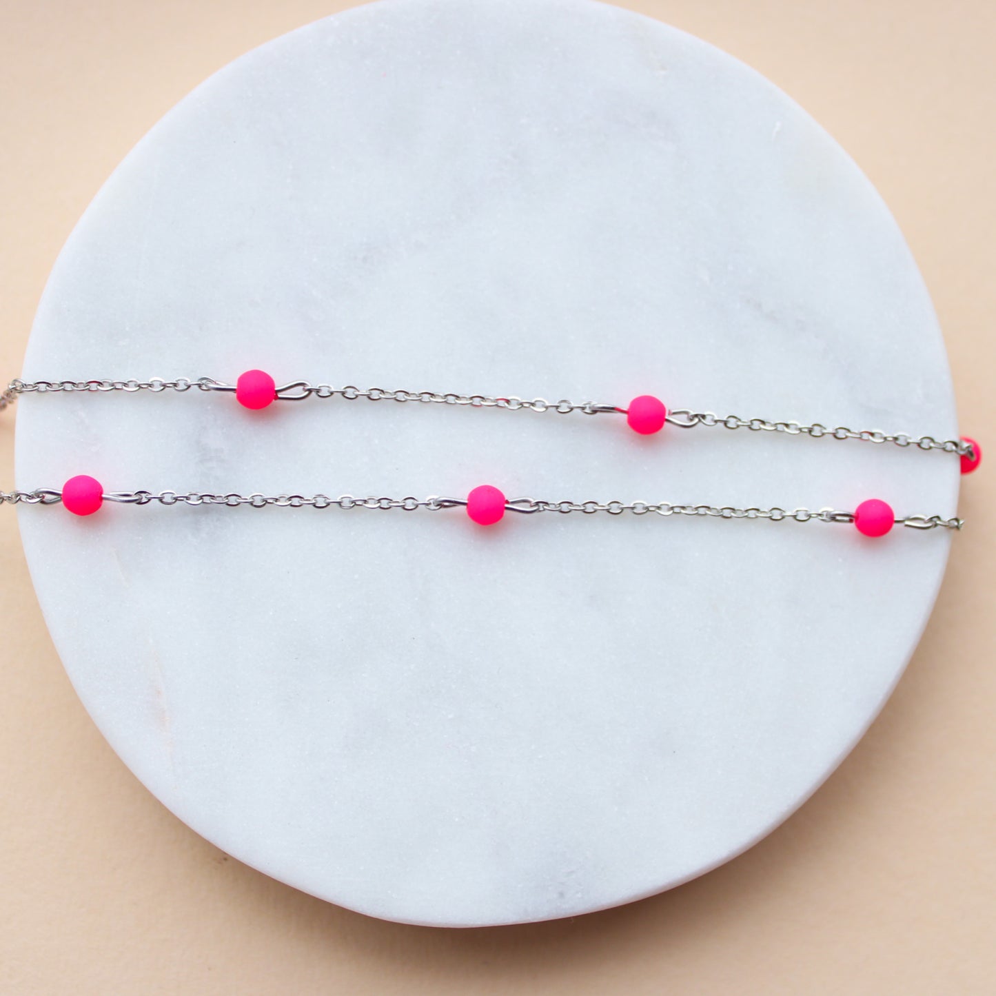 Halskette Silber mit kleinen Perlen in Pink, Neon Pink, Edelstahl
