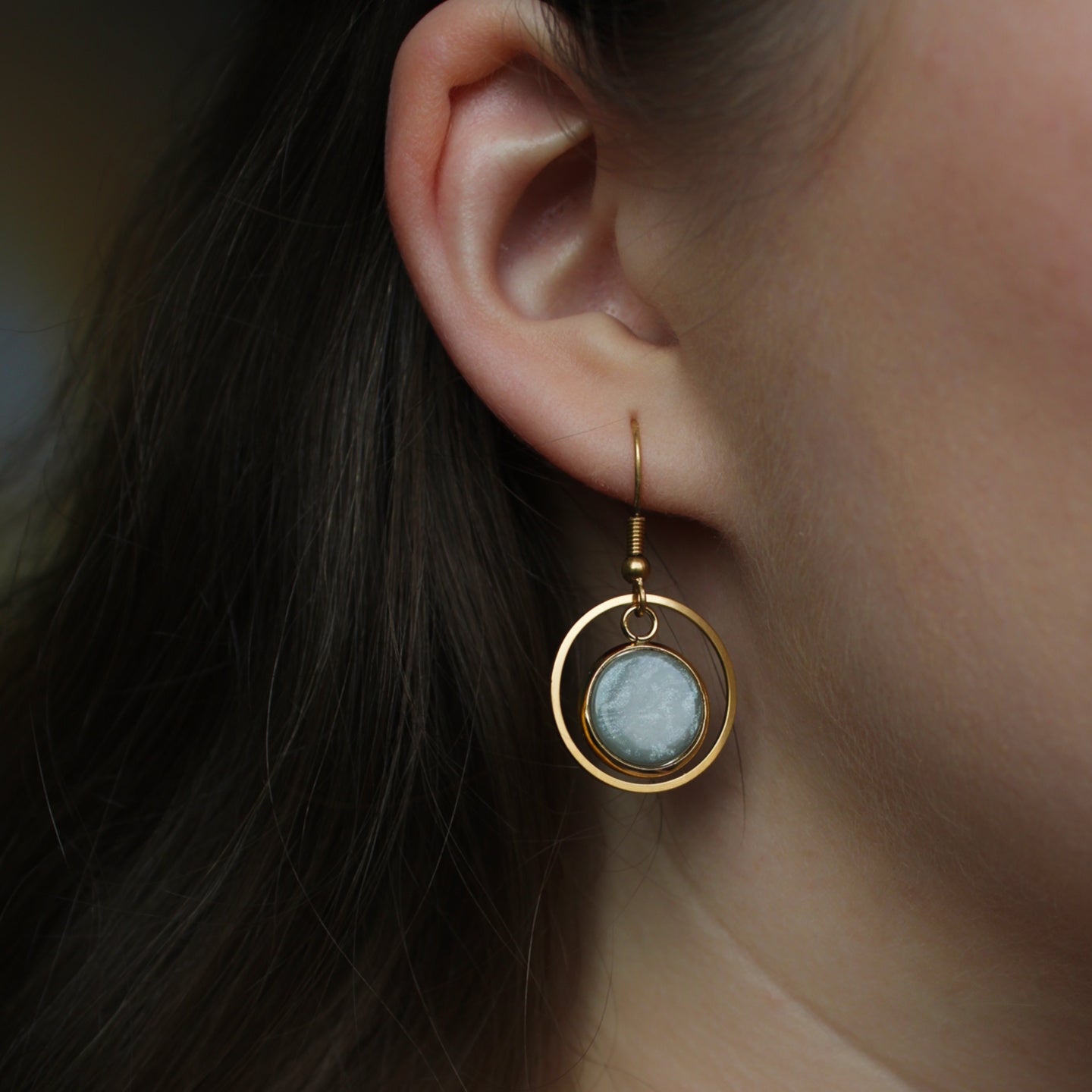 Ohrringe Gold und Jadegrün mit Kreis Anhänger, Edelstahl