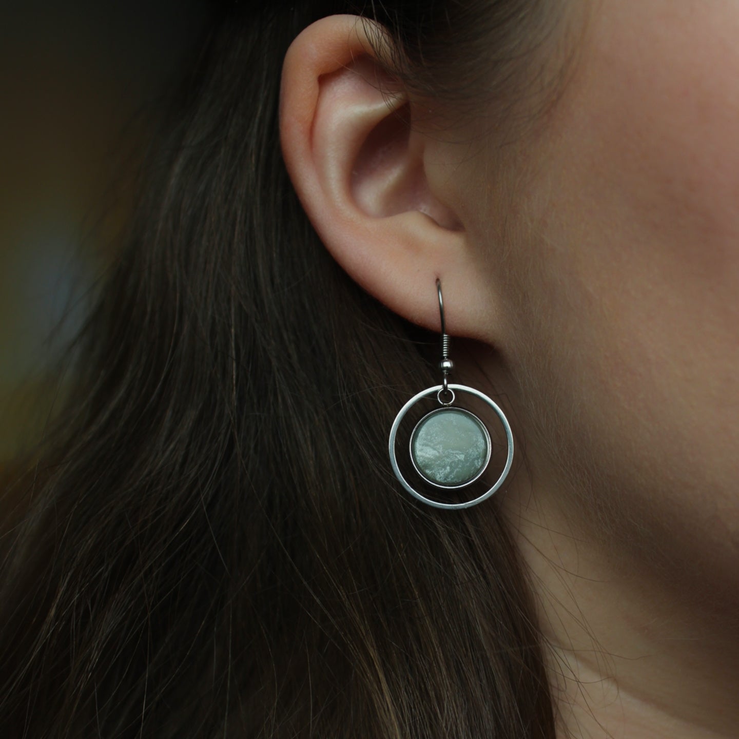 Ohrringe Silber und Jadegrün mit Kreis Anhänger, Edelstahl