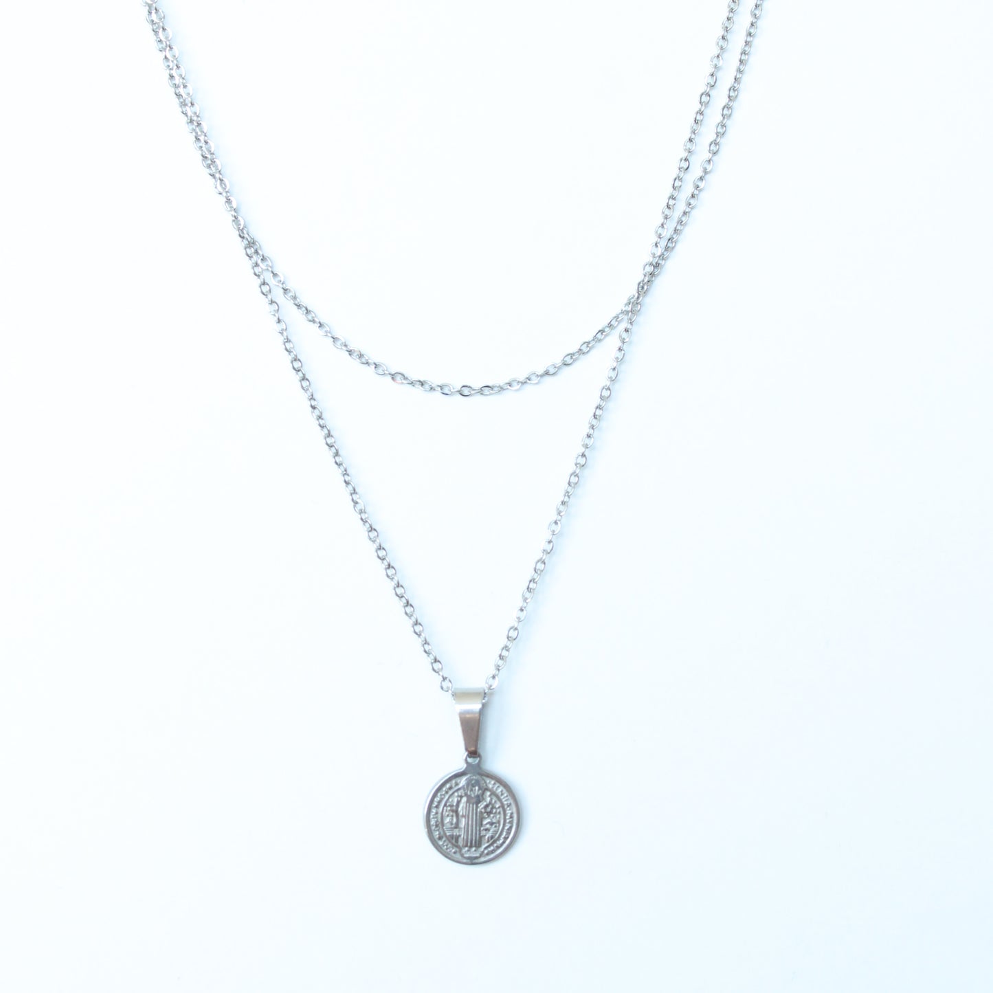 Halskette zweireihig mit Münze als Anhänger, Silber