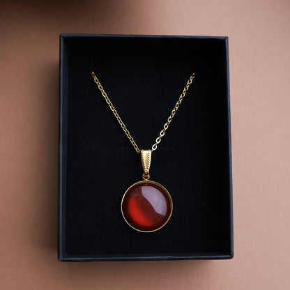 Goldene Halskette mit rundem Anhänger in Braun (2 cm), Edelstahl