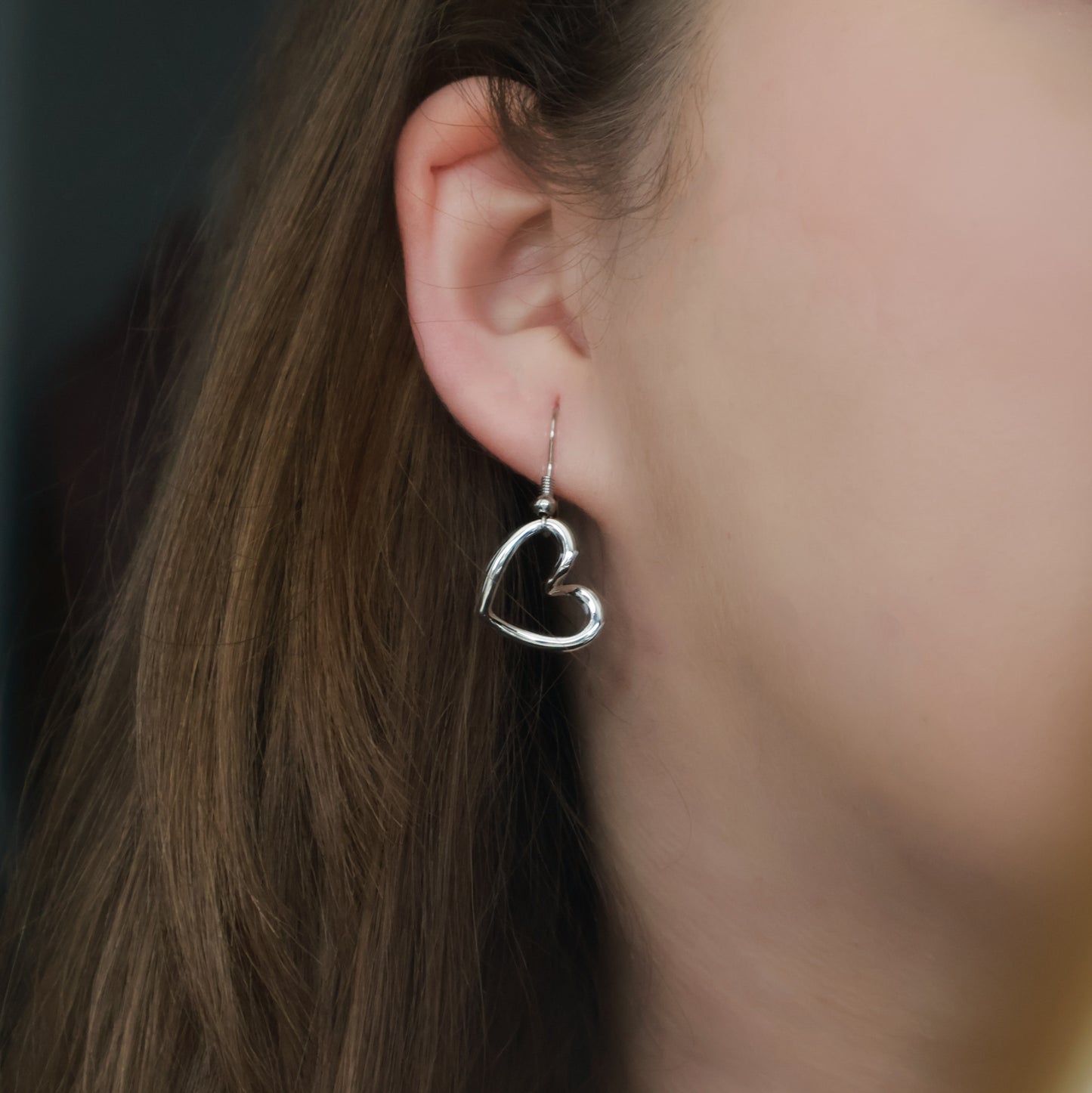 Herz Ohrringe in Silber aus Edelstahl, offenes Herz Design