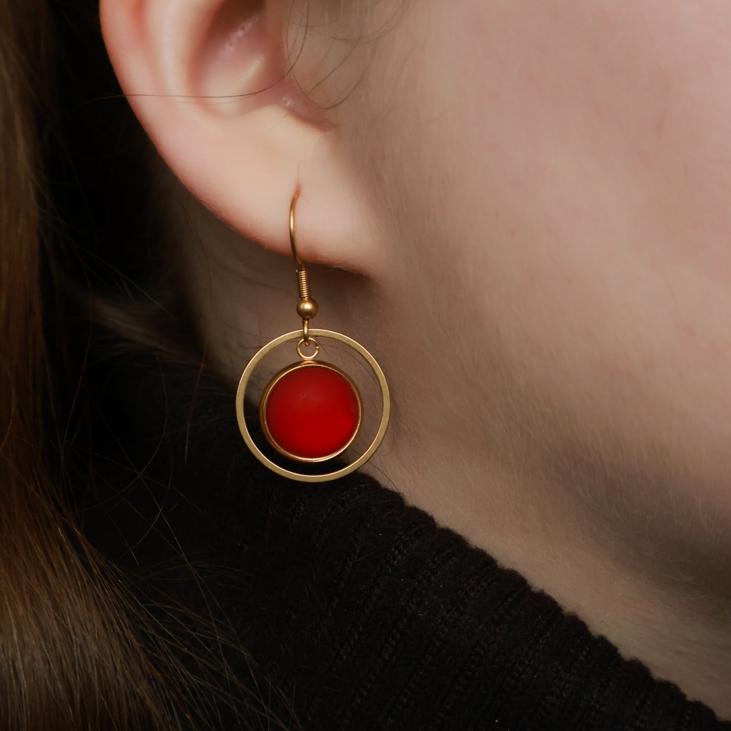 Ohrringe Gold und Rot Matt mit Kreis Anhänger, Edelstahl