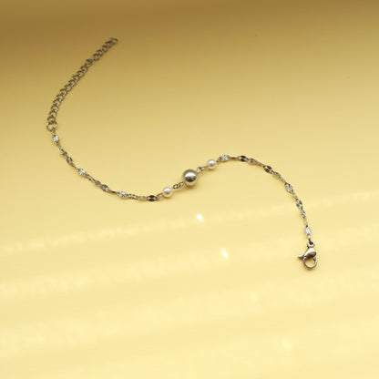 Edelstahl Perlenarmband mit Muschelkernperlen, Armband in Silber, Hellgrau und Perlweiß