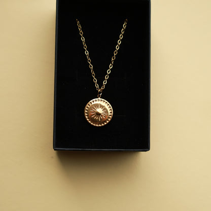 Halskette Gold mit Anhänger Sonne, Edelstahl