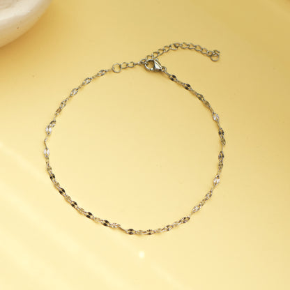 Silber Fußkettchen aus Edelstahl, filigraner Fußschmuck mit funkelnden Details