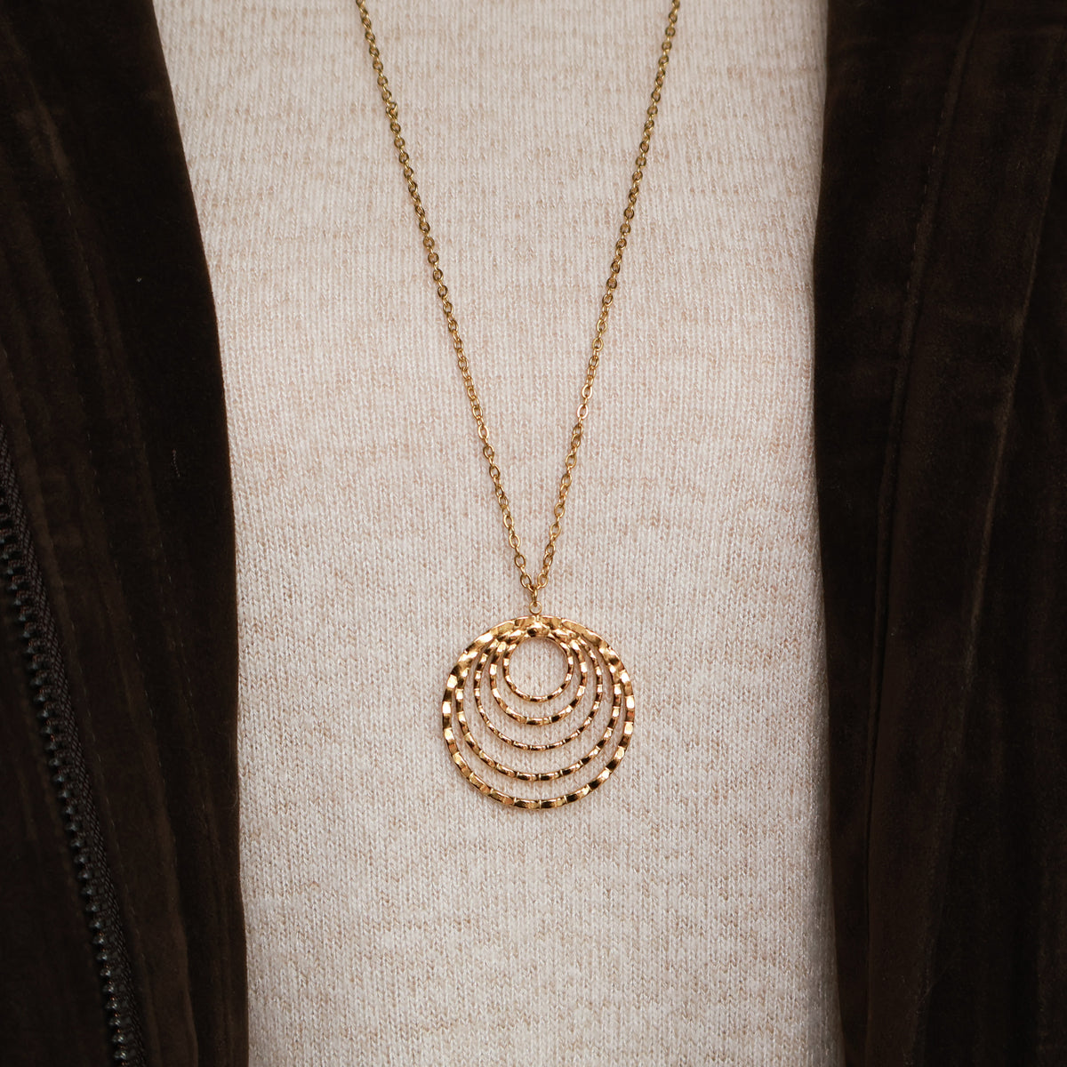 Lange Goldkette mit großem Kreis-Anhänger, Edelstahl