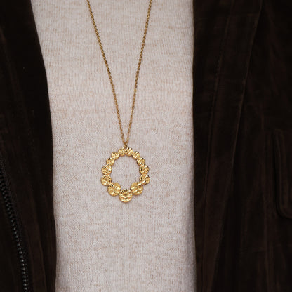 Lange Halskette in Gold mit großem Anhänger, Edelstahl