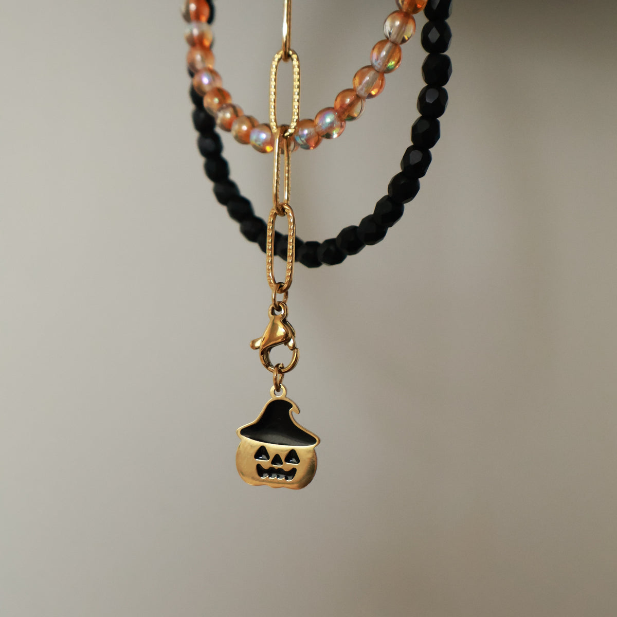 Halloween Taschenanhänger mit Kürbis und Blatt-Anhänger, Gold, Schwarz und Orange