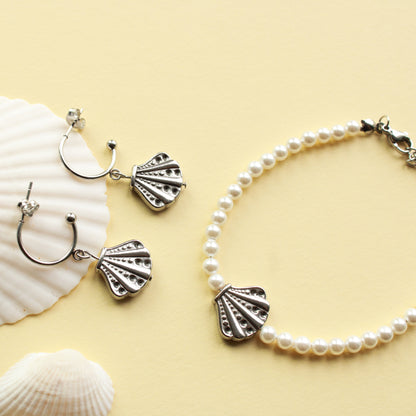 Perlenarmband mit Muschelkernperlen und Muschel Motiv, Edelstahl