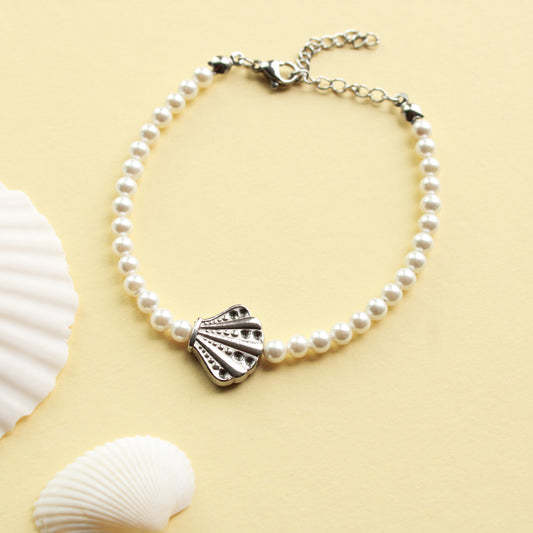 Perlenarmband mit Muschelkernperlen und Muschel Motiv, Edelstahl
