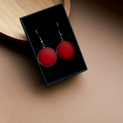 Runde Ohrringe in Rot Matt und Silber aus Edelstahl
