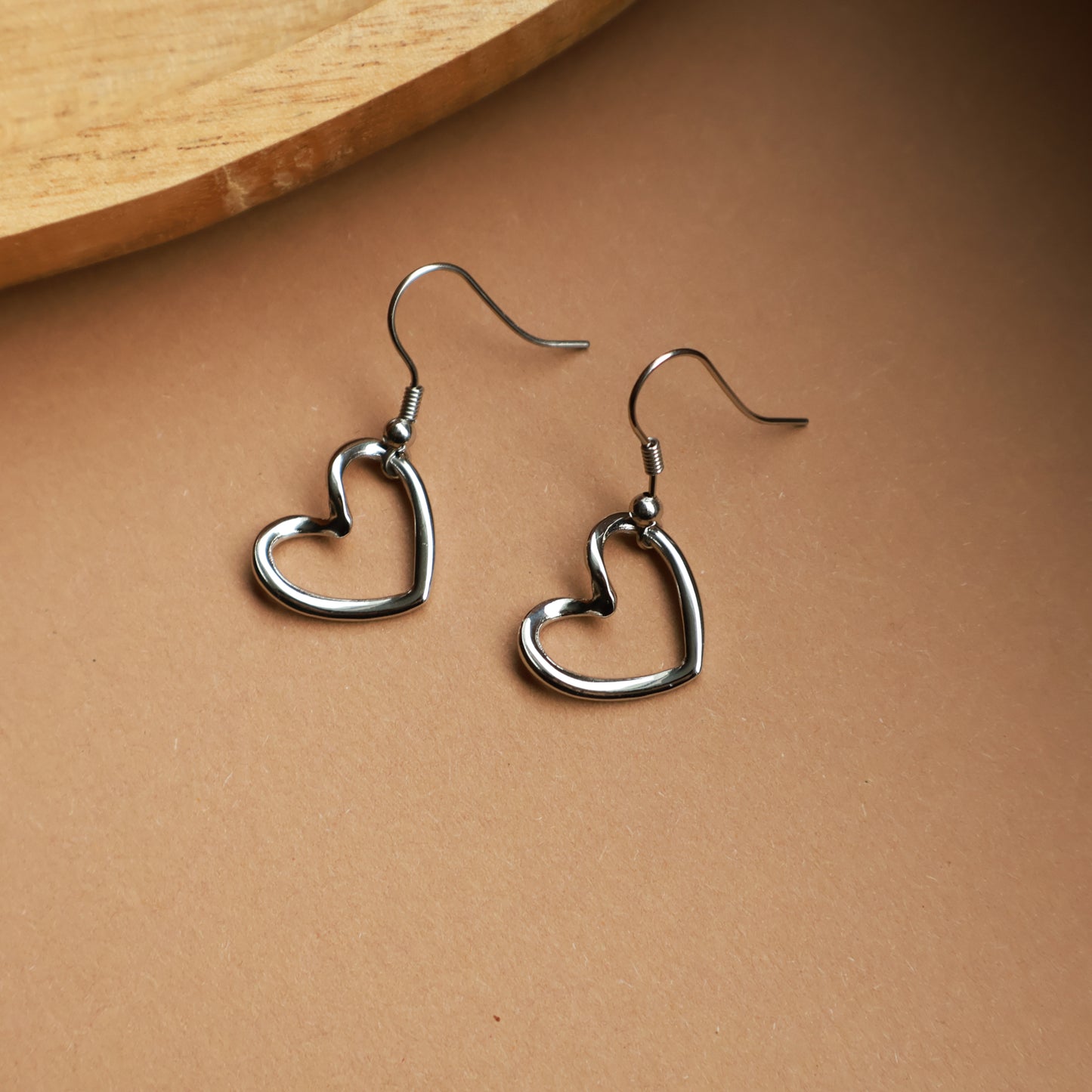 Herz Ohrringe in Silber aus Edelstahl, offenes Herz Design