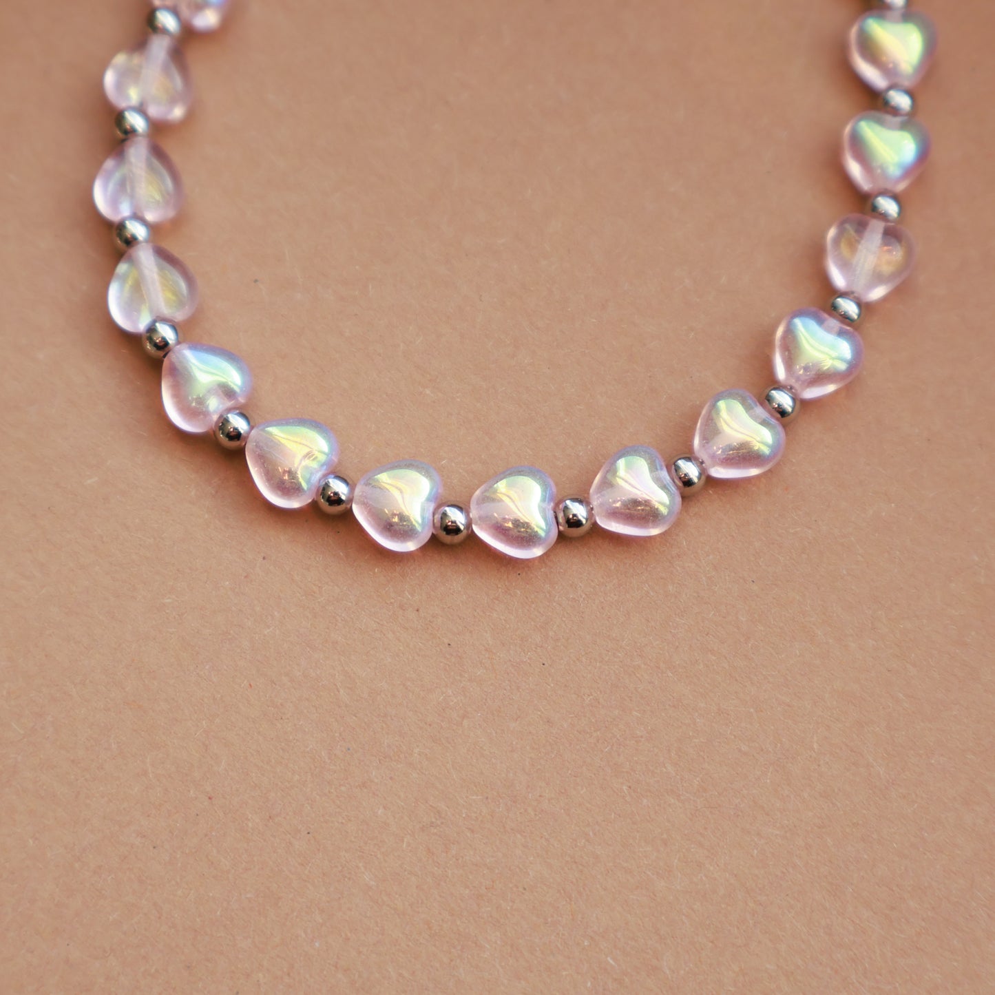 Armband mit Perlen in Herzform, Rosa und Silber