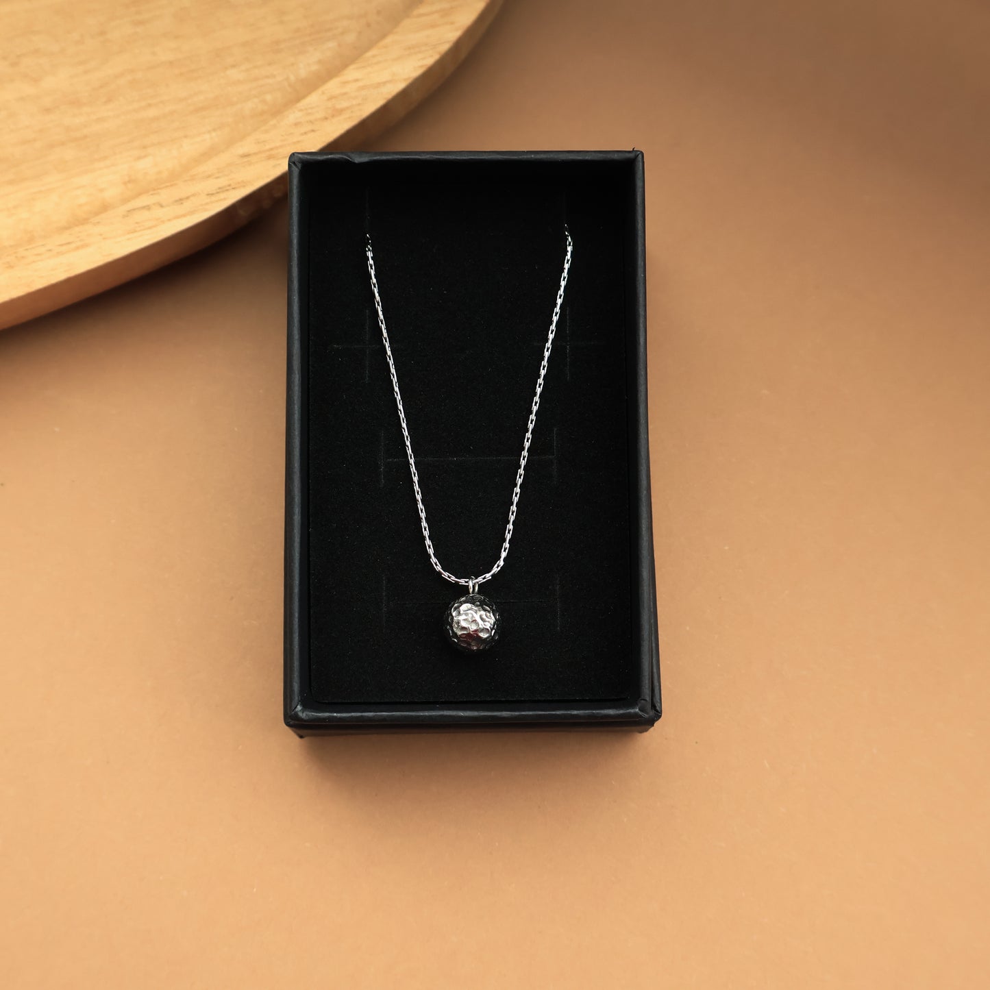 Silber Halskette mit strukturierter Kugel, Edelstahl