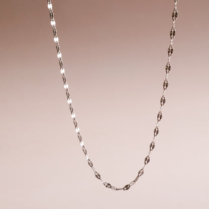 Funkelnde Halskette in Silber aus Edelstahl