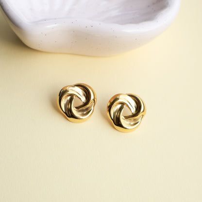 Ohrstecker in Gold aus Edelstahl, runde gedrehte Form