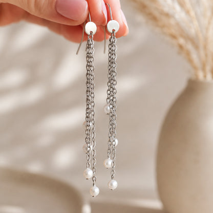 Lange Ohrringe in Silber mit echten Muschelkernperlen, Edelstahl