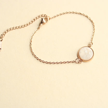 Armband Rosegold mit Stein in Cremeweiß