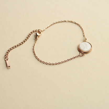 Armband Rosegold mit Stein in Cremeweiß