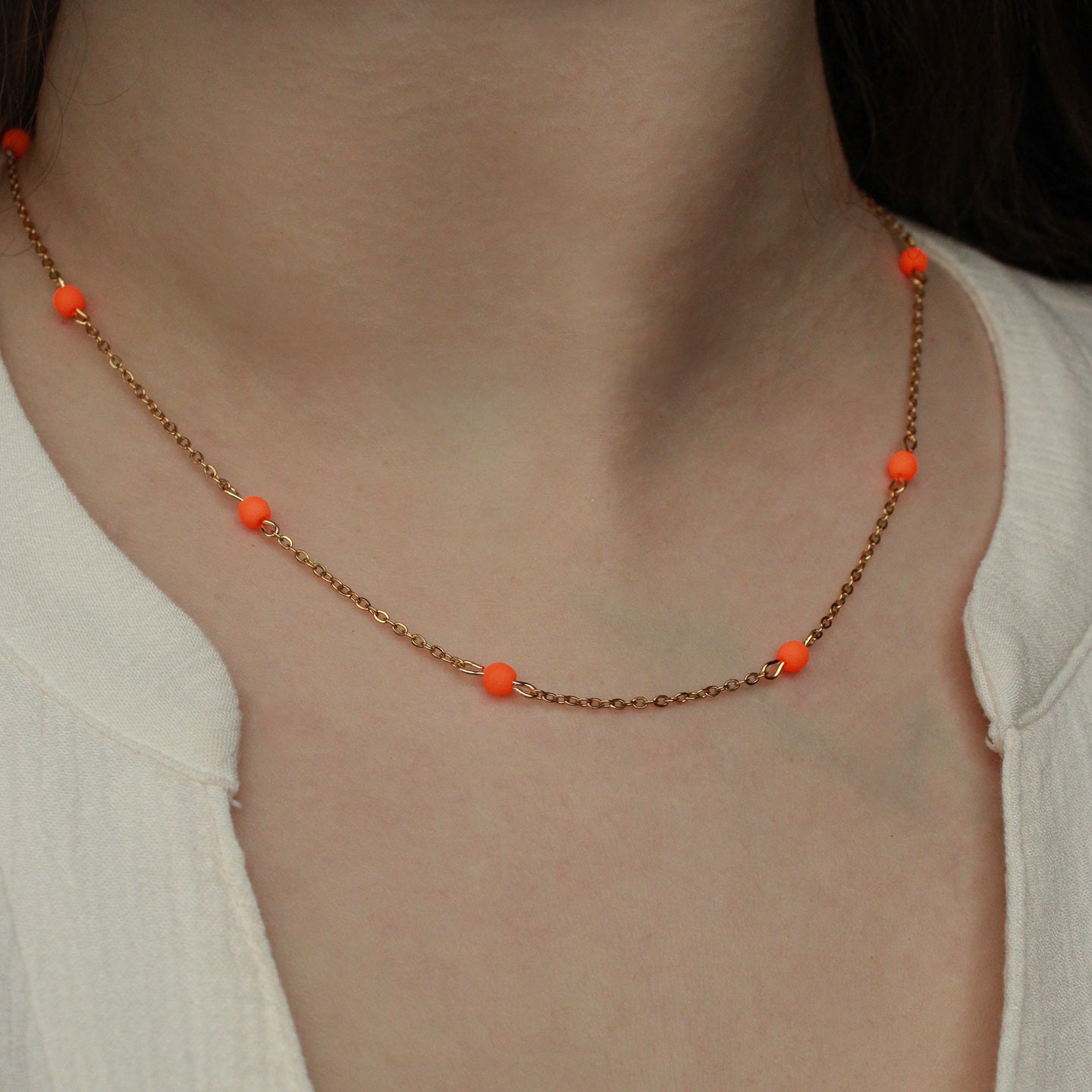 Halskette Gold mit kleinen Perlen in Orange, Neon Orange, Edelstahl