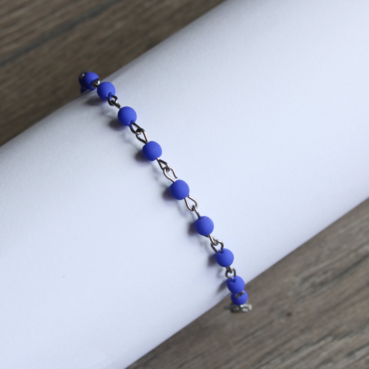 Armband Silber mit kleinen Perlen in Blau, Neon, Edelstahl